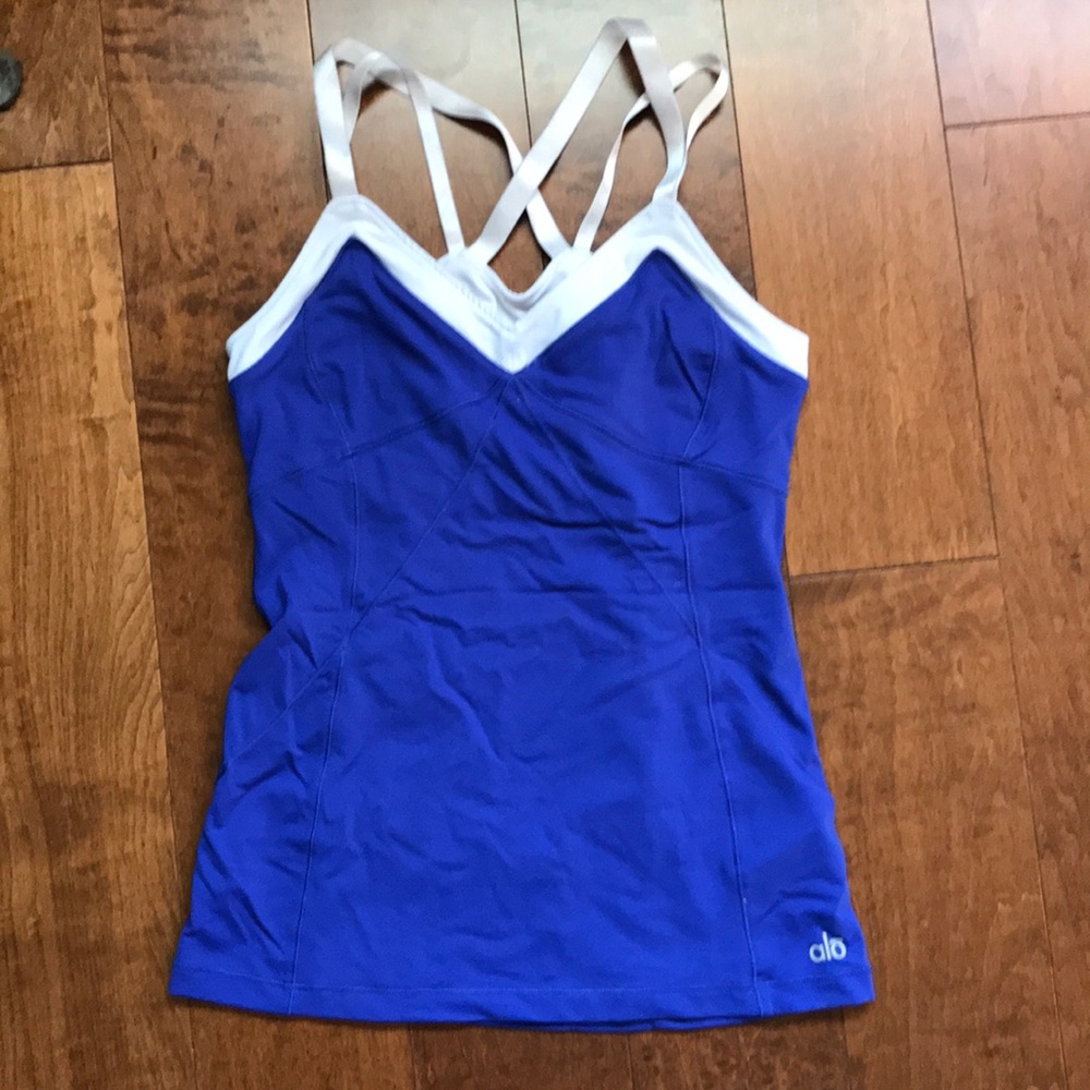 Alo work out shirt